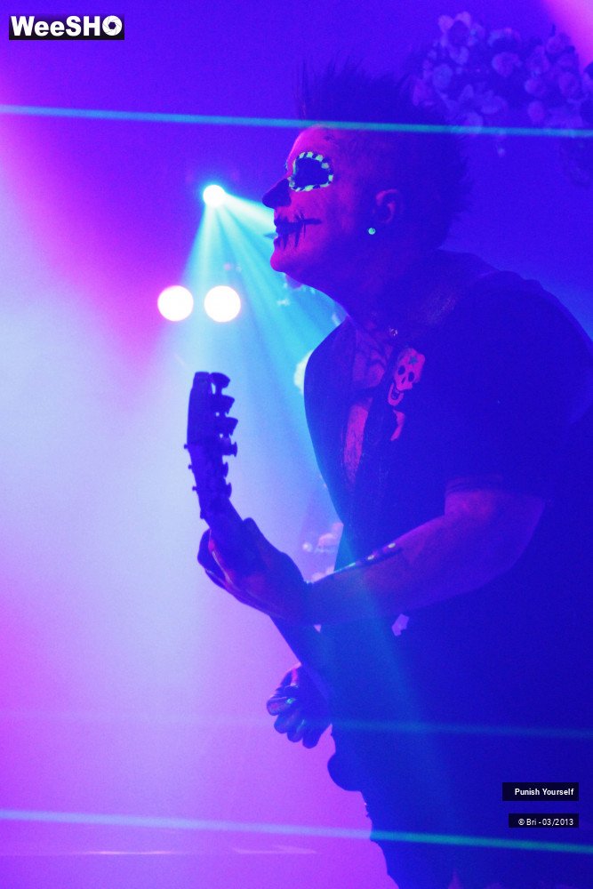 3/22 photos du spectacle Punish Yourself