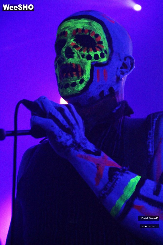 4/22 photos du spectacle Punish Yourself