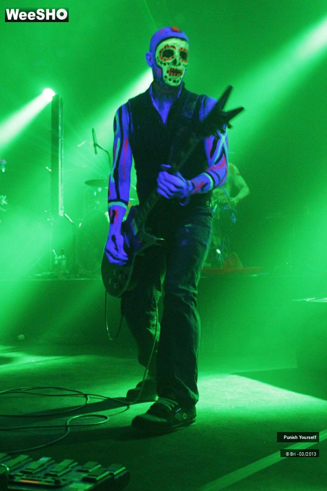 5/22 photos du spectacle Punish Yourself