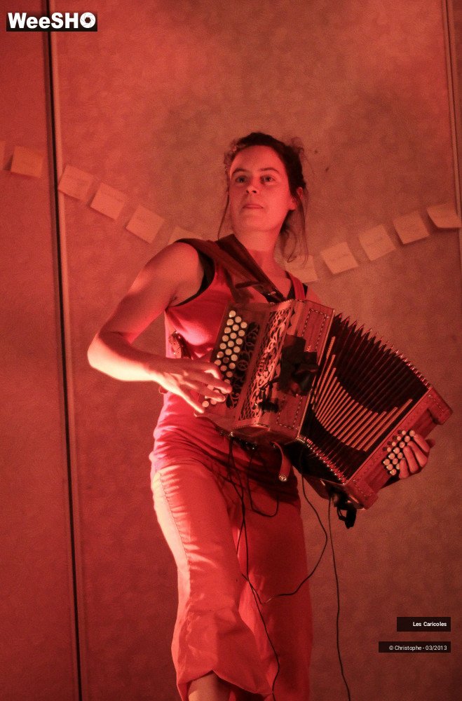 23/44 photos du spectacle Les Caricoles
