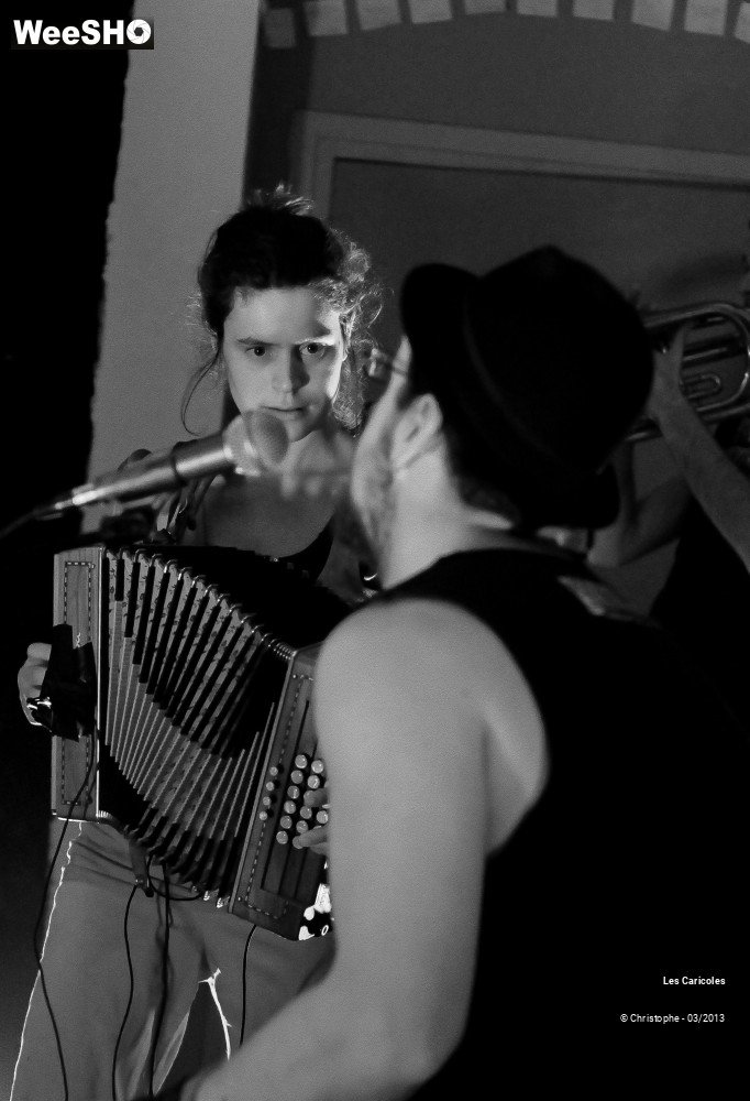 41/44 photos du spectacle Les Caricoles