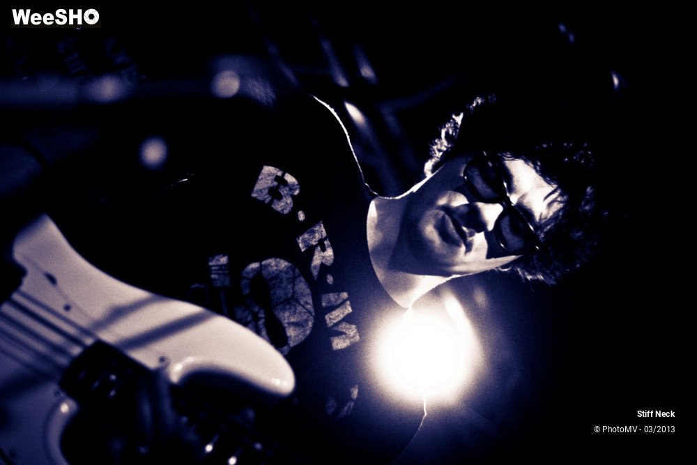 2/38 photos du spectacle Stiff Neck