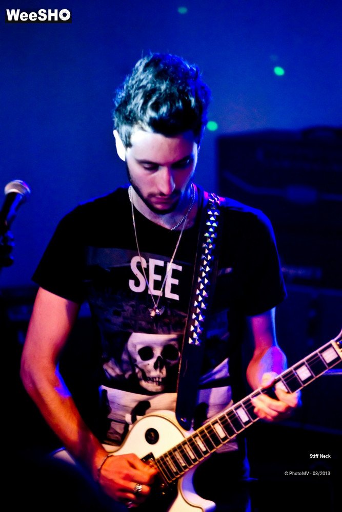 23/38 photos du spectacle Stiff Neck