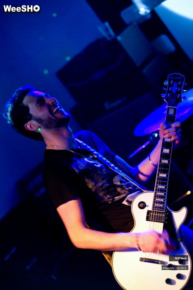 26/38 photos du spectacle Stiff Neck