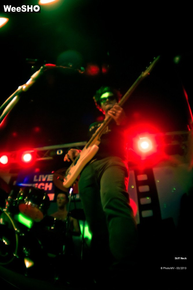 27/38 photos du spectacle Stiff Neck