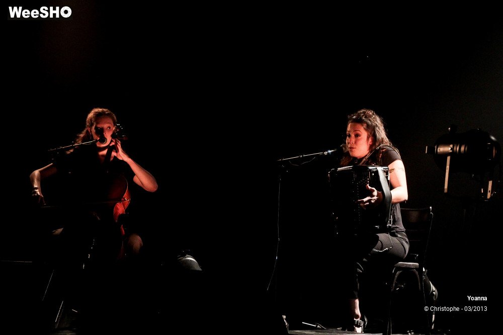 7/38 photos du spectacle Yoanna