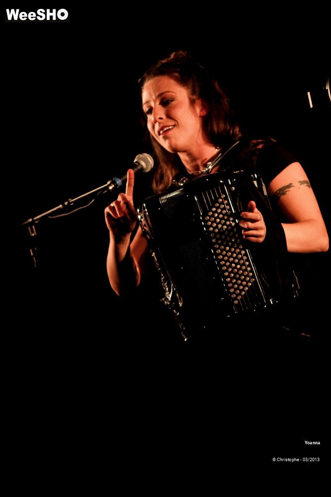 26/38 photos du spectacle Yoanna