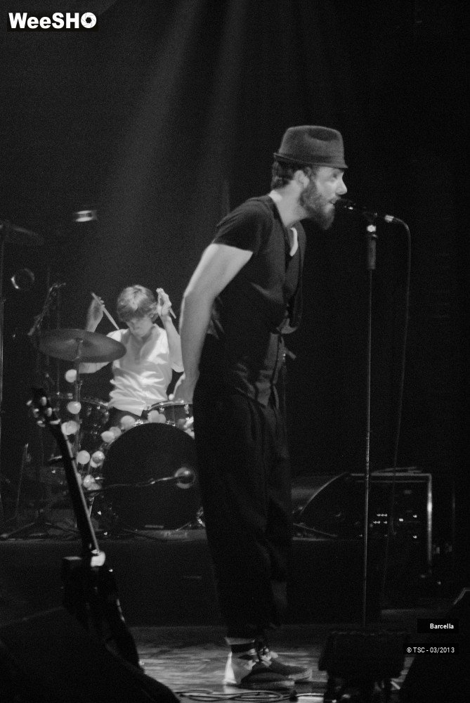 20/25 photos du spectacle Barcella