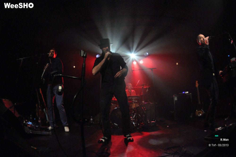 10/39 photos du spectacle R.Wan 