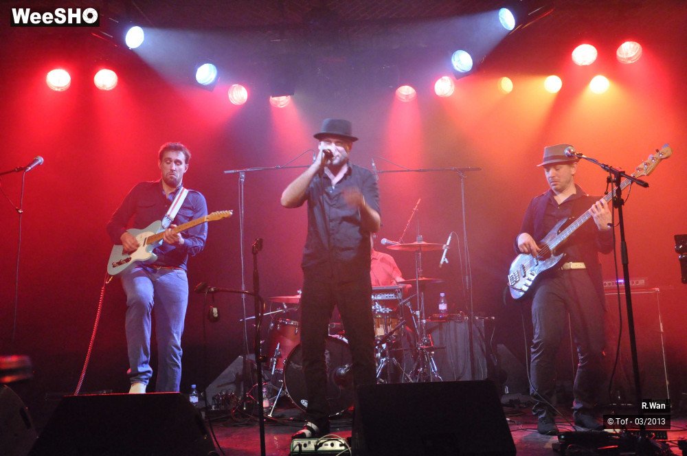 12/39 photos du spectacle R.Wan 