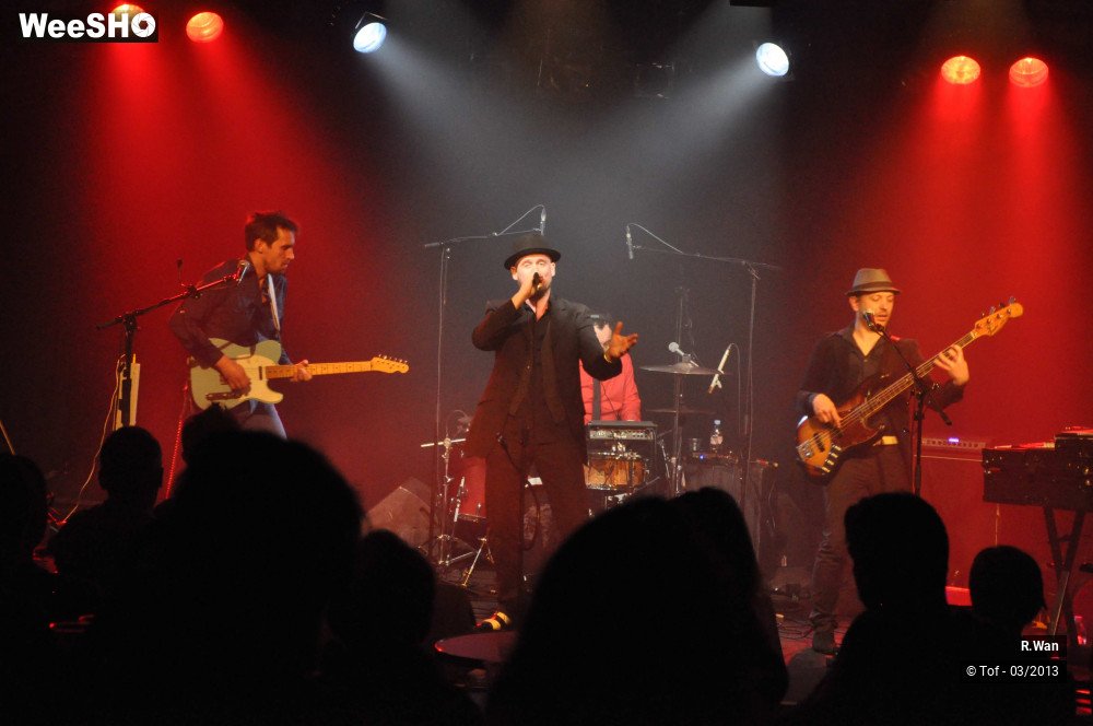 17/39 photos du spectacle R.Wan 