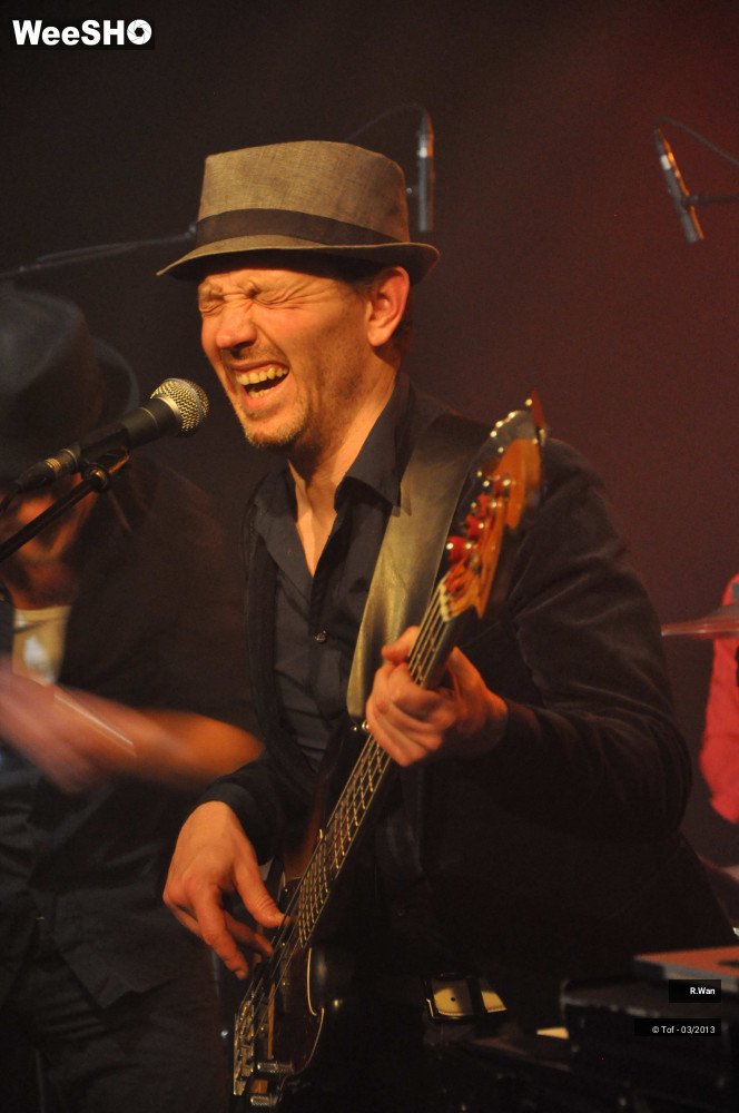 33/39 photos du spectacle R.Wan 