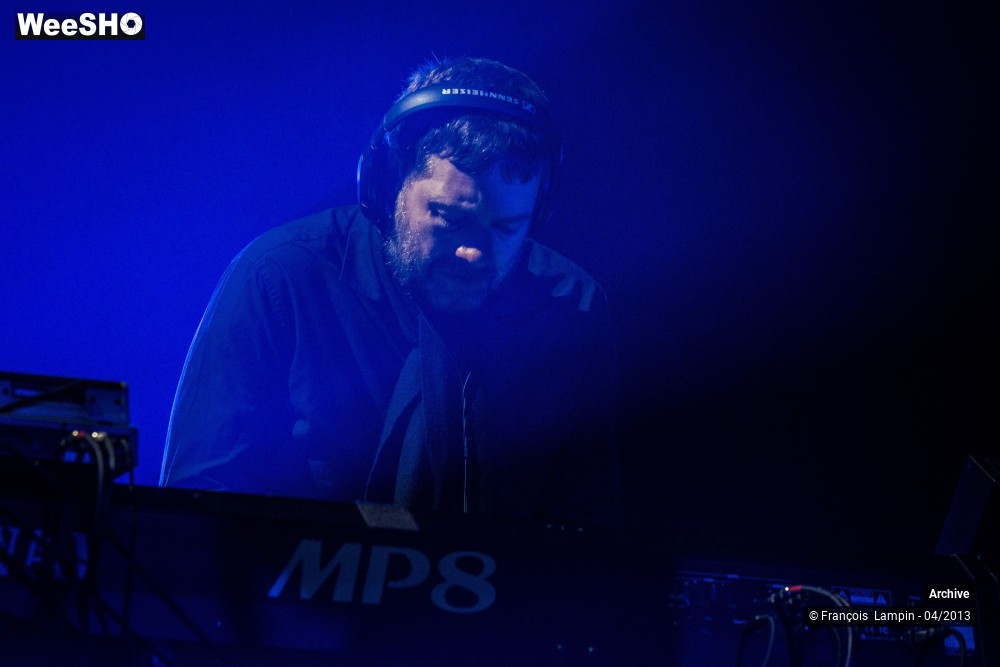 2/50 photos du spectacle Archive