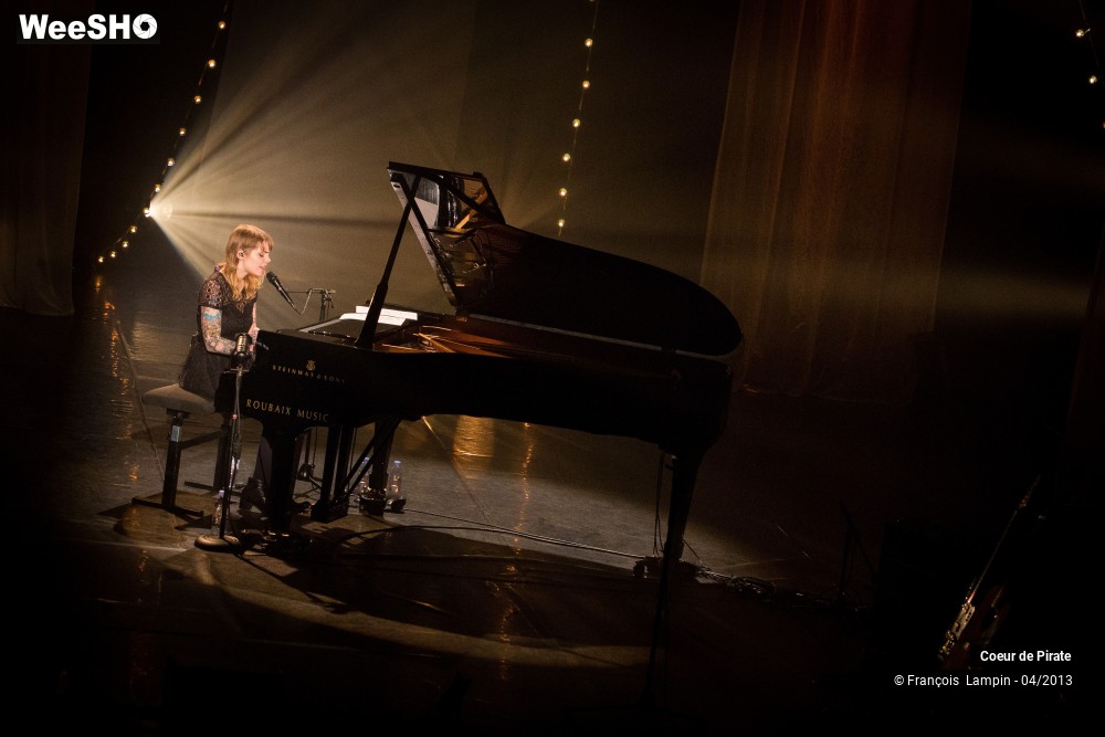 19/28 photos du spectacle Coeur de pirate