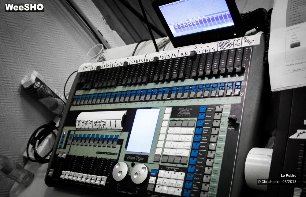 7/50 photos du spectacle A Travers Chants Staff