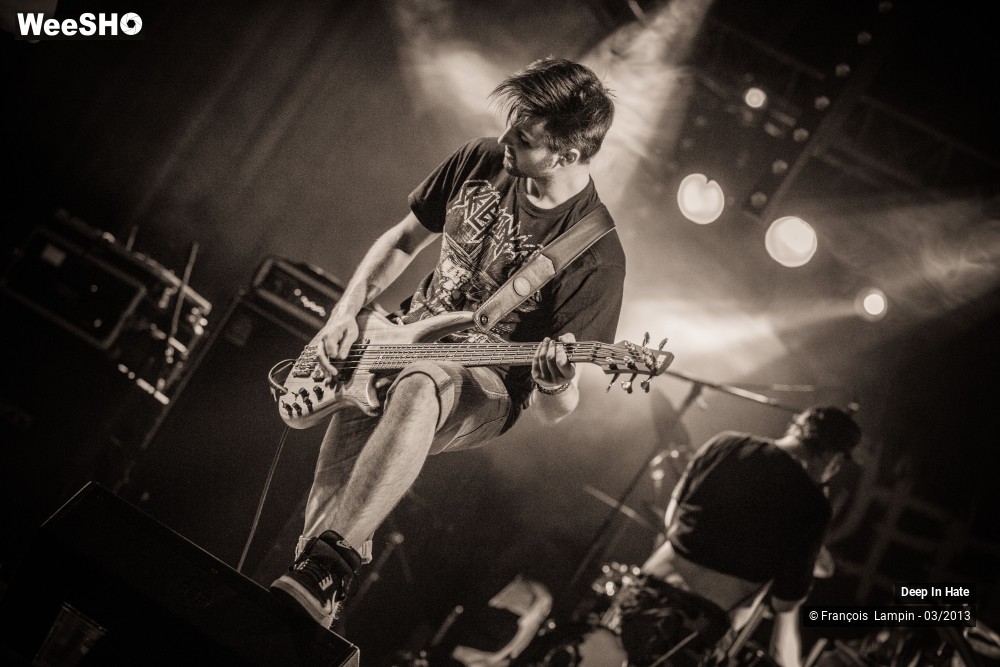 32/48 photos du spectacle Deep In Hate