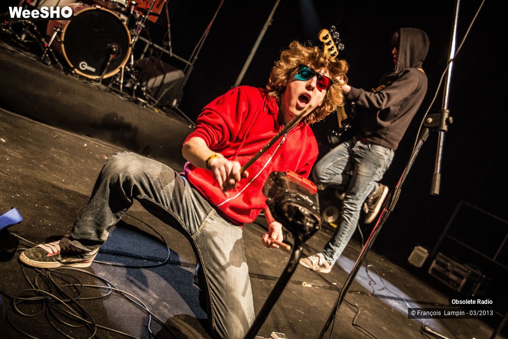 2/14 photos du spectacle Obsolete Radio