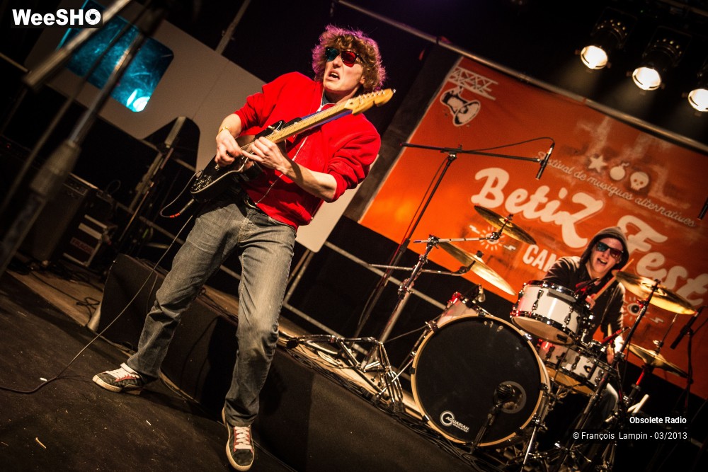 5/14 photos du spectacle Obsolete Radio