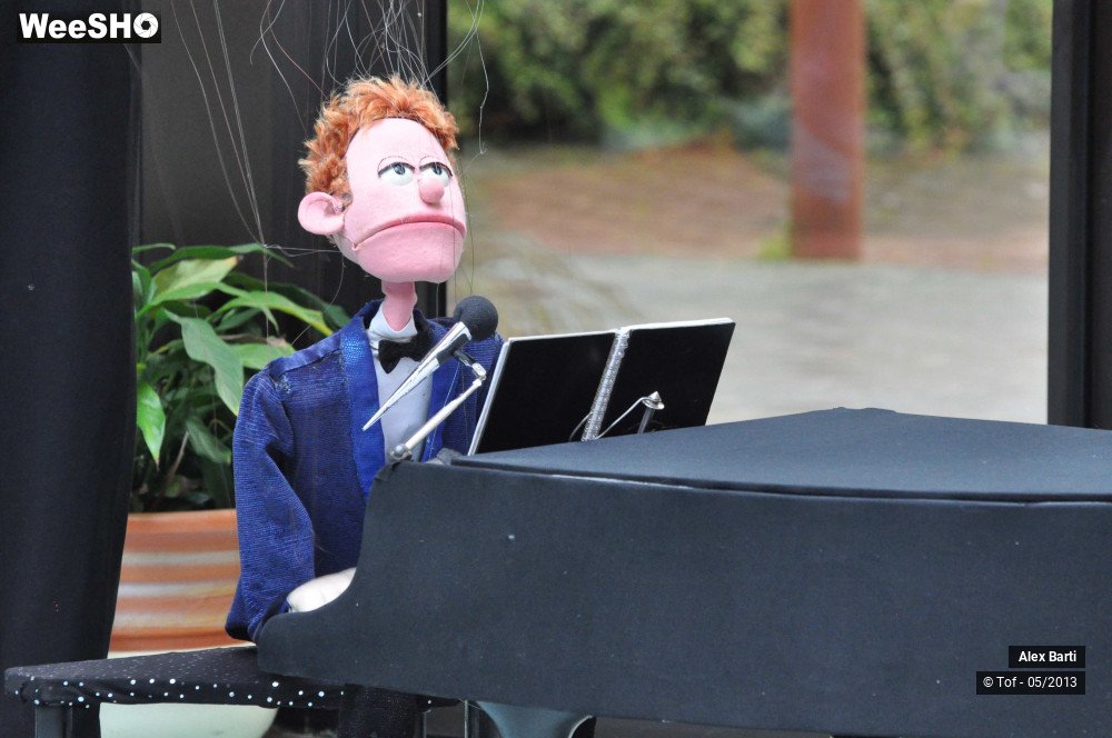 8/21 photos du spectacle Alex Barti Puppetshow