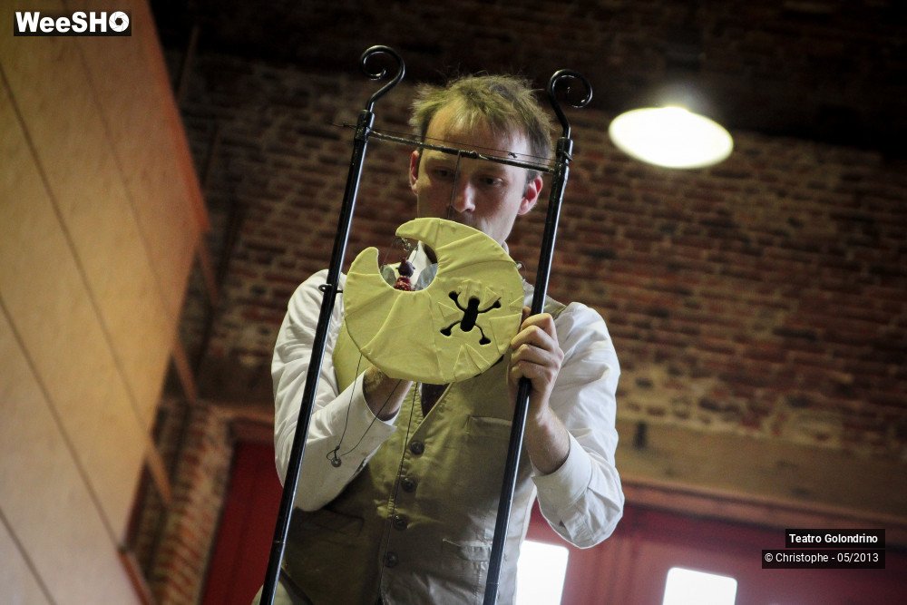 18/47 photos du spectacle Les aventures de Jôjô Golondrini