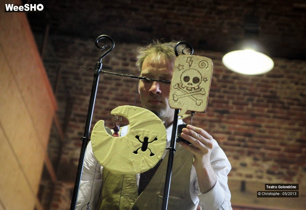 33/47 photos du spectacle Les aventures de Jôjô Golondrini