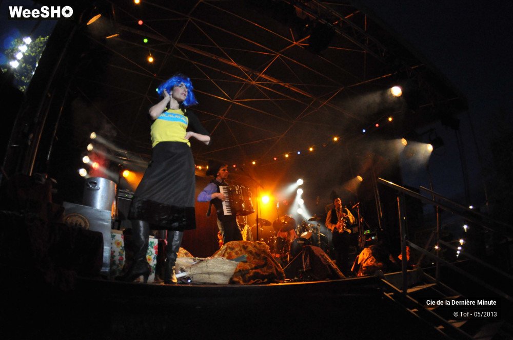 3/38 photos du spectacle Le Bal Tralalaïtou  