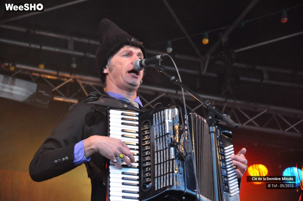 17/38 photos du spectacle Le Bal Tralalaïtou  