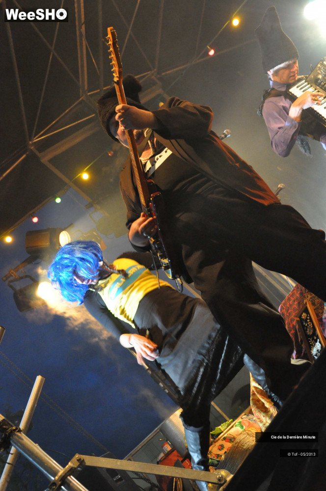 21/38 photos du spectacle Le Bal Tralalaïtou  