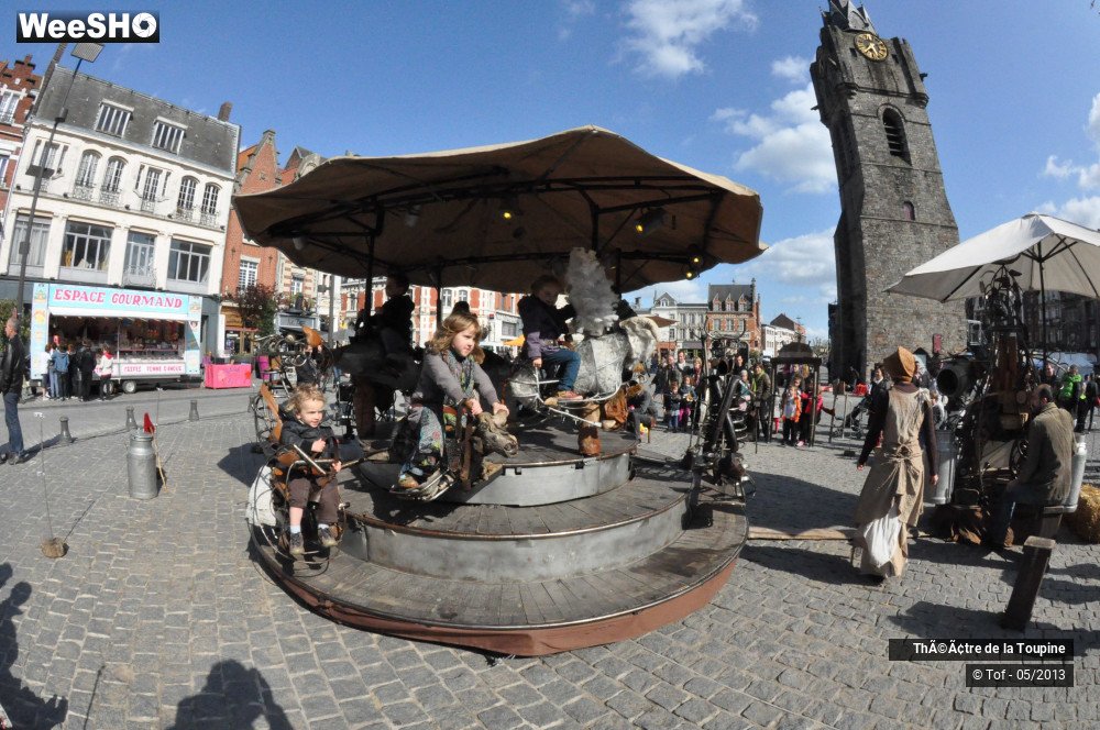 2/33 photos du spectacle Un Vache de manège et son orgameuh