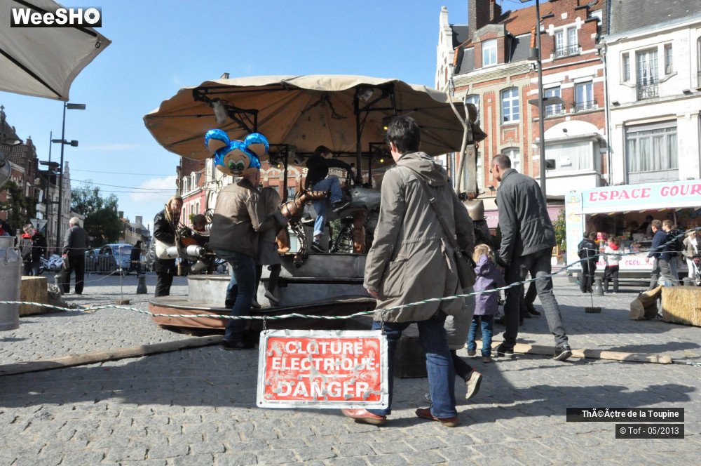 10/33 photos du spectacle Un Vache de manège et son orgameuh