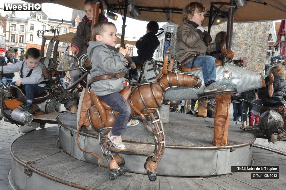 16/33 photos du spectacle Un Vache de manège et son orgameuh