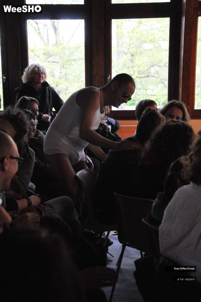 19/23 photos du spectacle Rubbish Rabbit