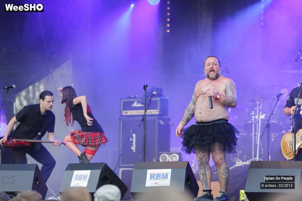 10/46 photos du spectacle Opium du peuple