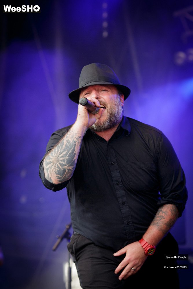 18/46 photos du spectacle Opium du peuple