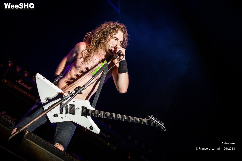 2/17 photos du spectacle Airbourne