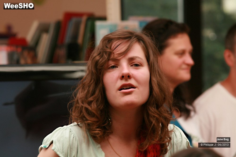 14/38 photos du spectacle June Bug