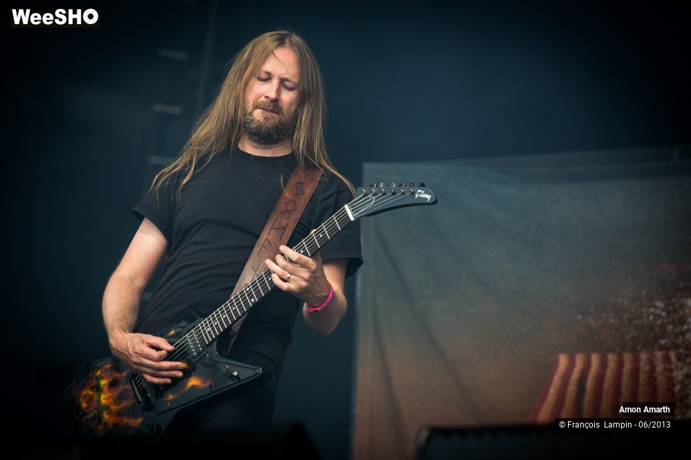 19/37 photos du spectacle Amon Amarth