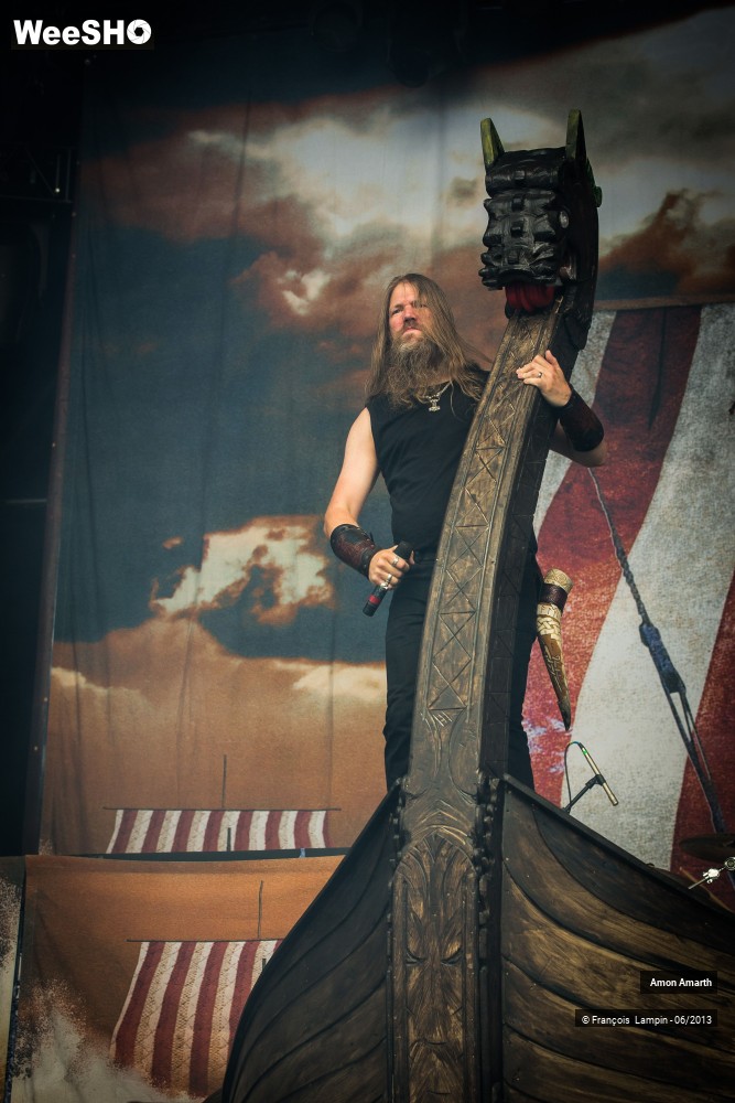 34/37 photos du spectacle Amon Amarth