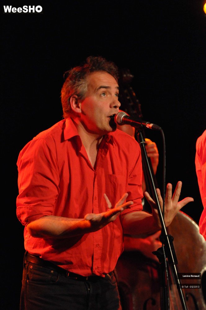 31/35 photos du spectacle Lénine Renaud  