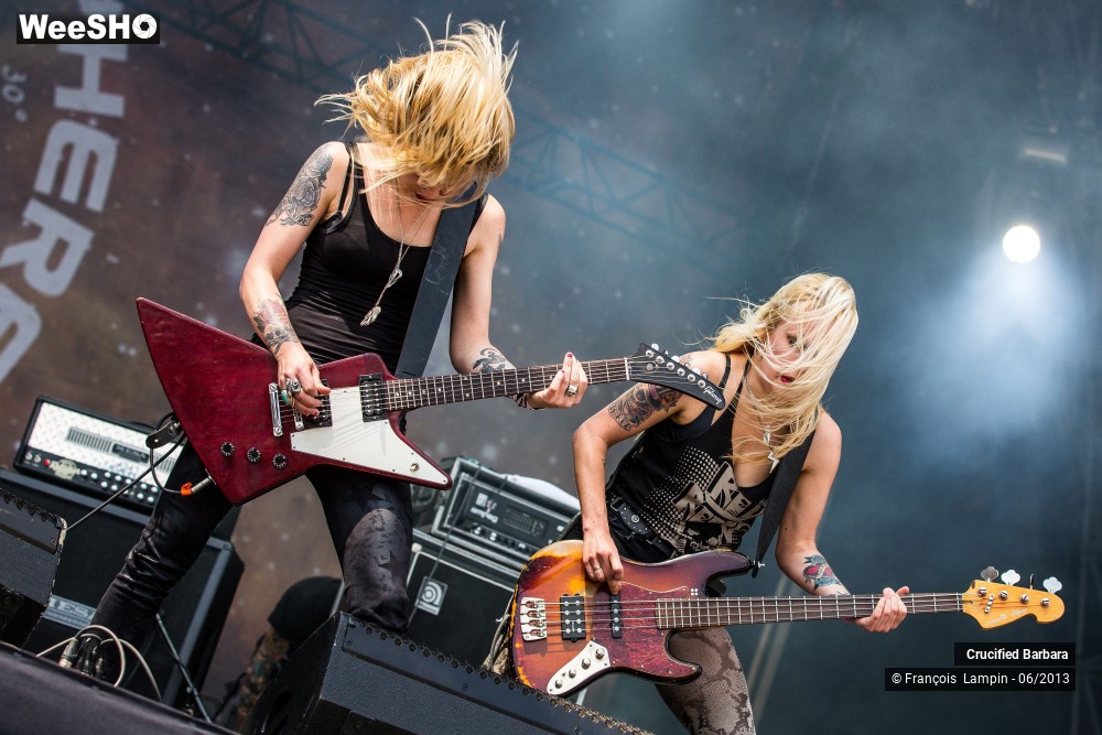 21/22 photos du spectacle Crucified Barbara