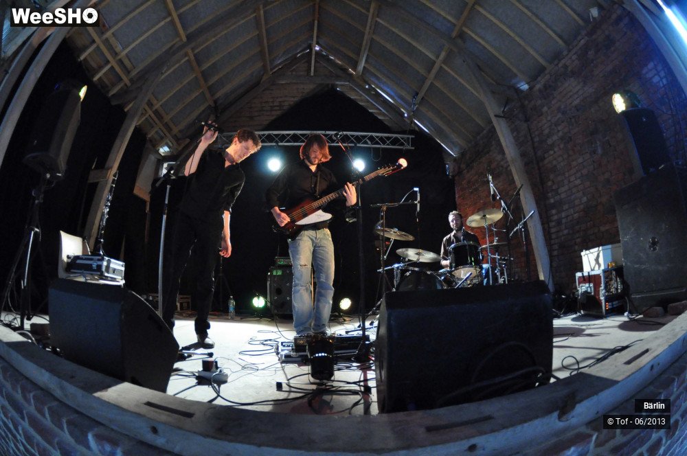 14/26 photos du spectacle Bärlin