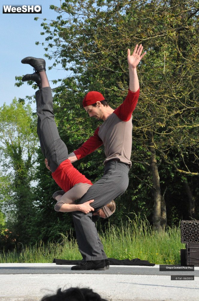 18/42 photos du spectacle Entre le Zist et le Geste
