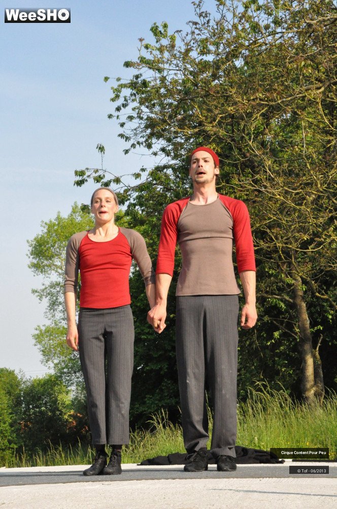 21/42 photos du spectacle Entre le Zist et le Geste