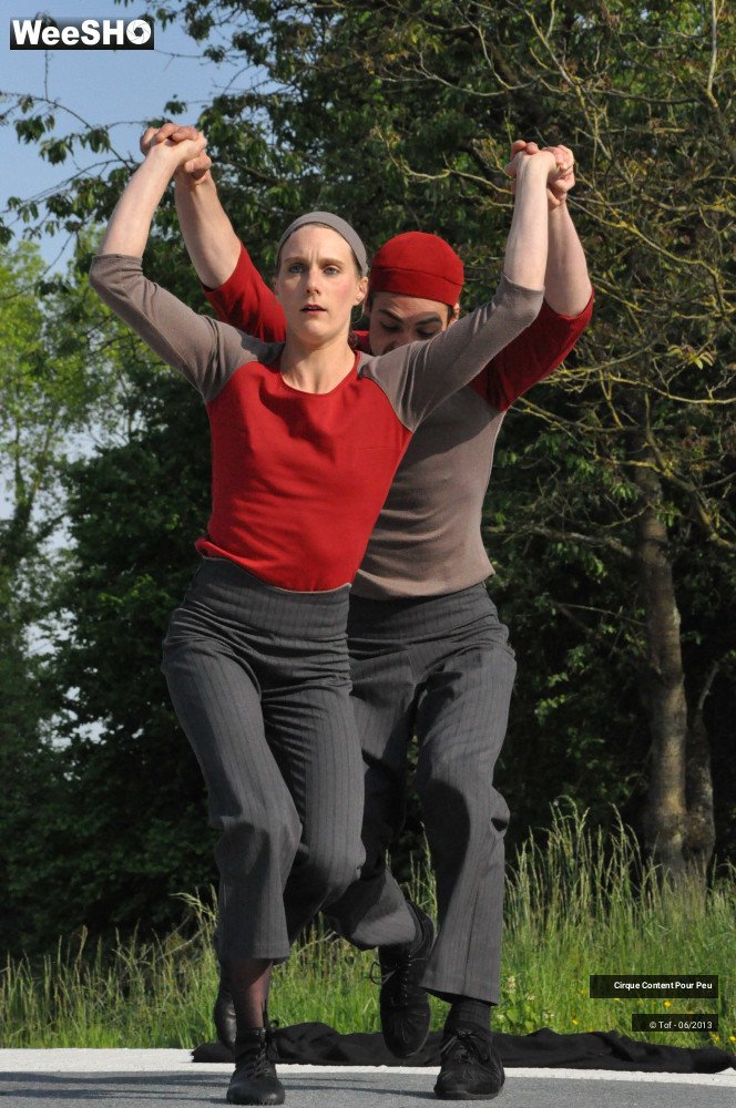 34/42 photos du spectacle Entre le Zist et le Geste