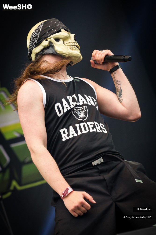 23/33 photos du spectacle Dr Living Dead