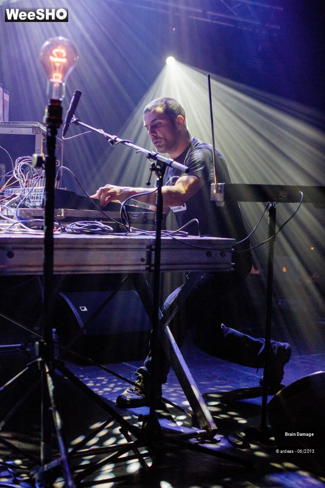 12/13 photos du spectacle Brain Damage