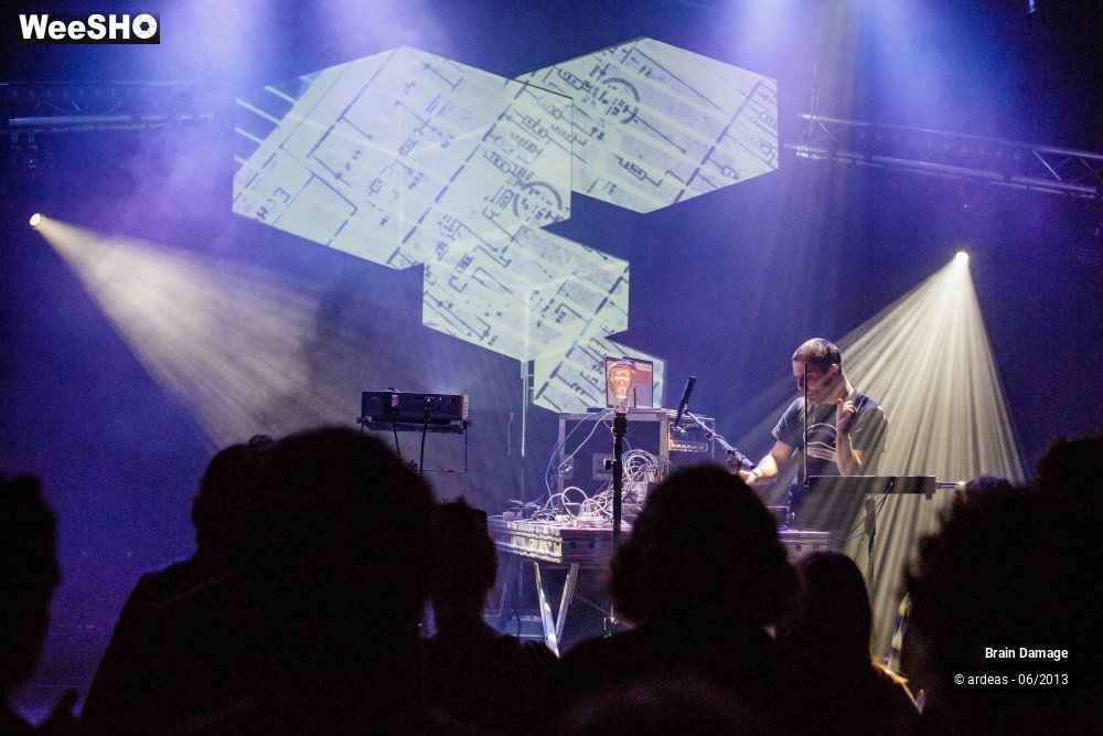 13/13 photos du spectacle Brain Damage