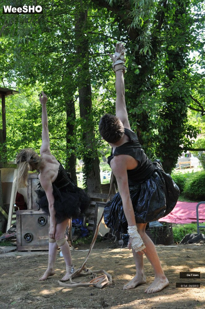 24/40 photos du spectacle La Piste aux Ordures