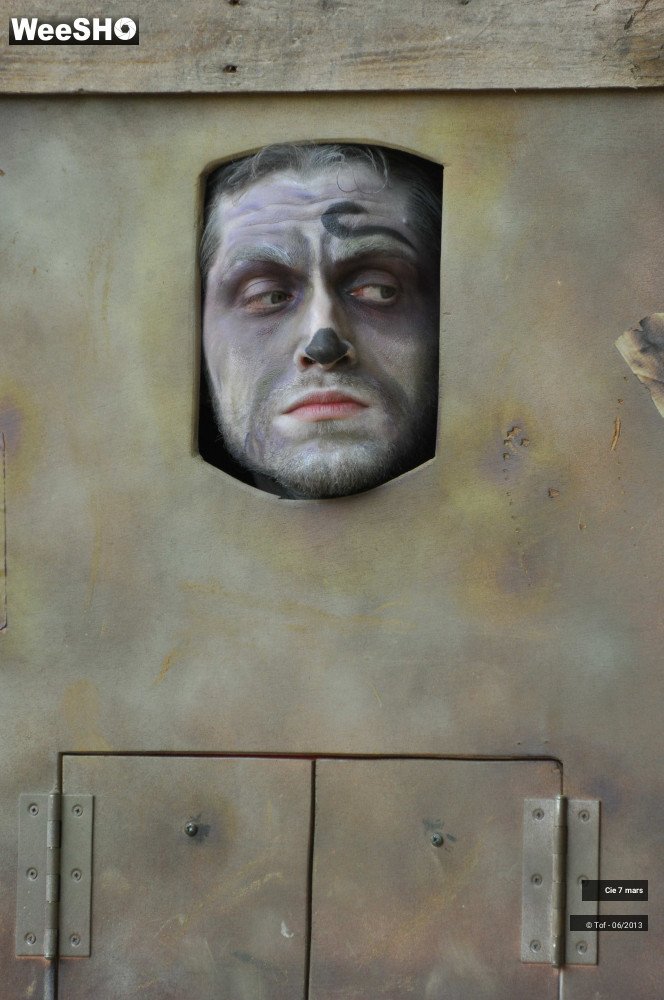 27/40 photos du spectacle La Piste aux Ordures