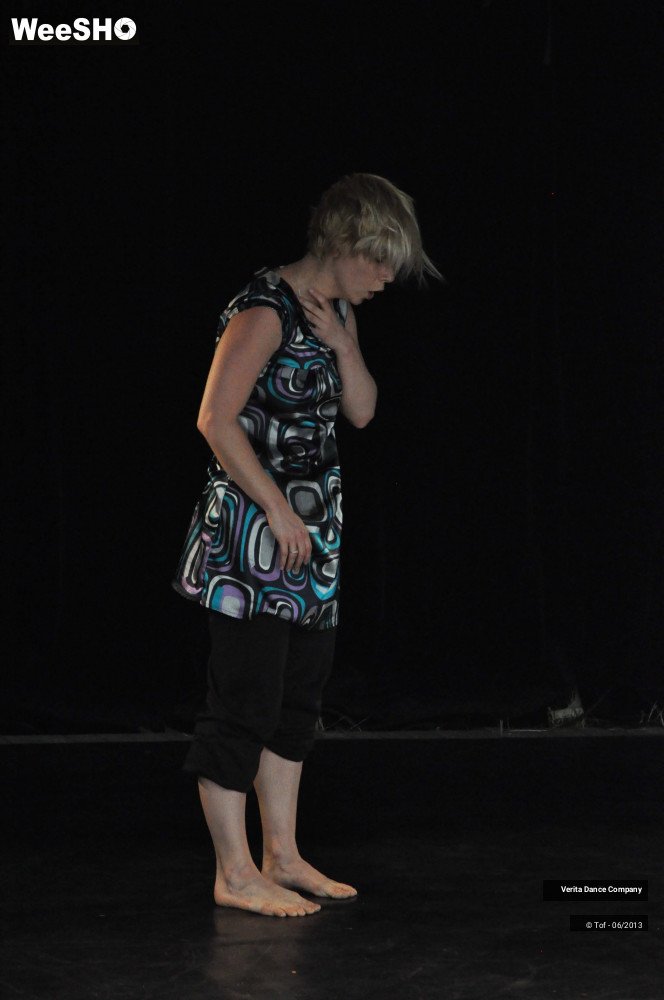 28/34 photos du spectacle Behind The Body